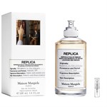 Maison Margiela Whispers in the Library - Eau de Toilette - Duftprobe - 2 ml